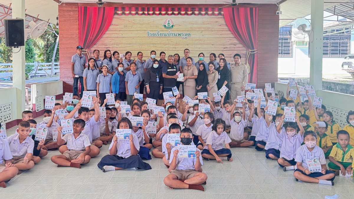 กิจกรรมให้ความรู้เชิงปฏิบัติการ เรื่อง “การดูแลสุขอนามัย การป้องกันโรคไข้หวัดใหญ่ และการป้องกันการแพร่เชื้อ”